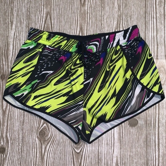 Fabletics Carrie Carnival Print multi colored Athletic Shorts size medium - Picture 2 of 5